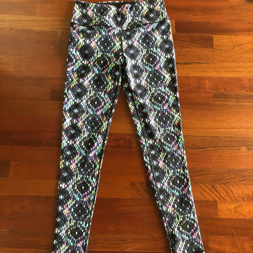 Victoria’s Secret Sport VSX Geometric Leggings